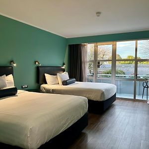 Economy Queen Room